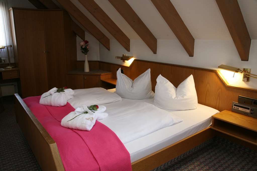 Ochsenhausen Hotel Mohren חדר תמונה